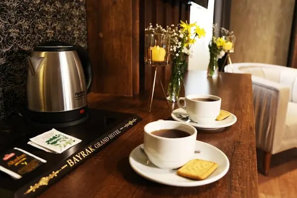 Bayrak Grand Hotel - Resim 12