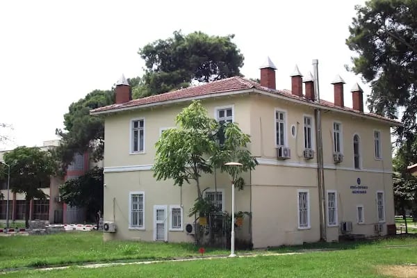 Ege Üniversitesi İktisadi Ve İdari Bilimler Fakültesi - Resim 2