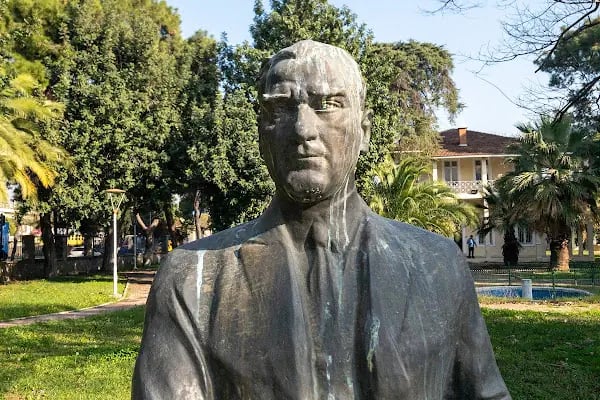 Ege Üniversitesi İktisadi Ve İdari Bilimler Fakültesi - Resim 8