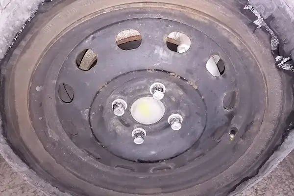 Cihangir Oto Lastik - Açık Lastikçi - Resim 2