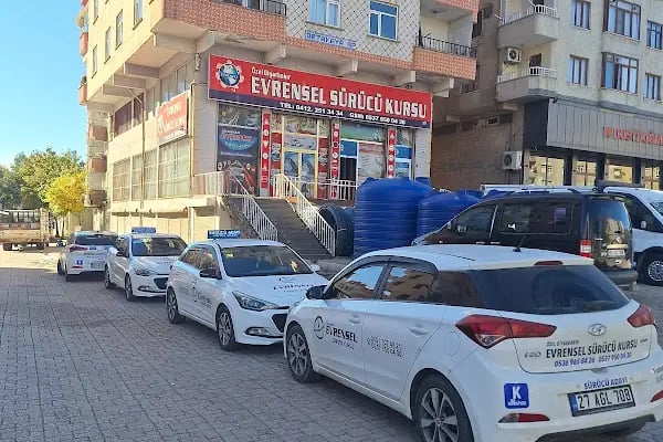 Evrensel Sürücü˙Kursu - Resim 1