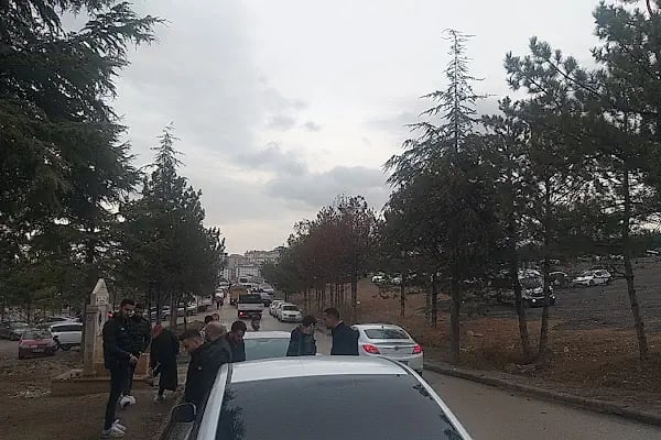 Karşıyaka Mezarlığı - Resim 19