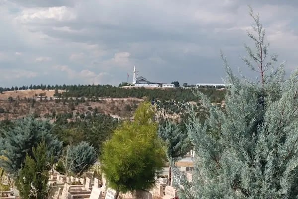 Karşıyaka Mezarlığı - Resim 16