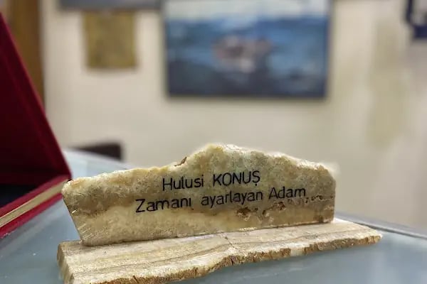 SAAT VE GÖZLÜK TAMİRCİSİ HULUSİ USTA - Resim 4