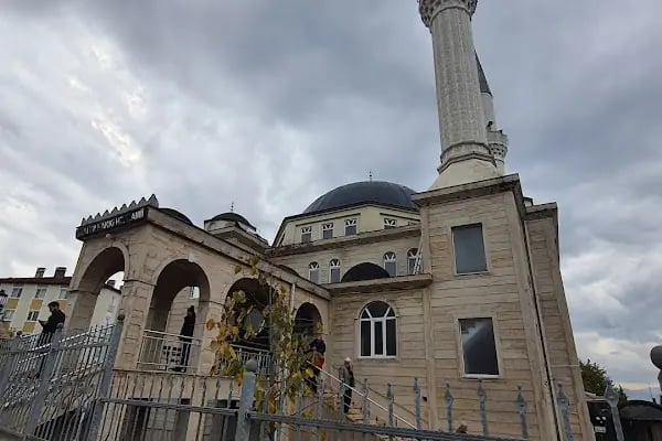 İbrahim Hakkı Hazreti Cami - Resim 19