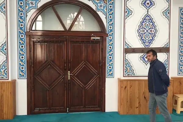 İbrahim Hakkı Hazreti Cami - Resim 3