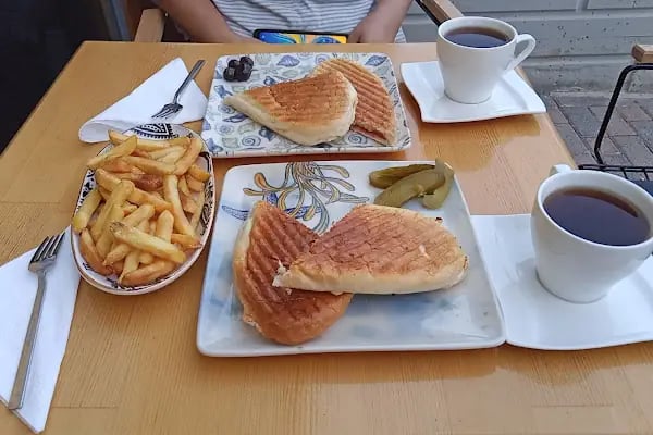 Seyyah Kafe Kırtasiye - Resim 1