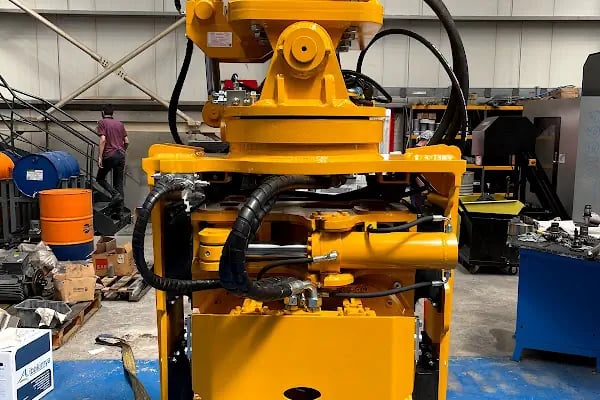 SADIKOĞLU MAKİNE İNŞAAT PLASTİK KAĞIT SAN. TİC. LTD. ŞTİ. - Resim 3
