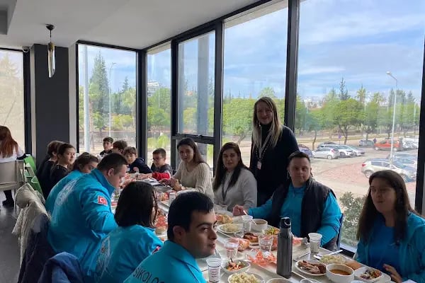Ünsal Karasu Özel Eğitim ve Rehabilitasyon Merkezi - Resim 9
