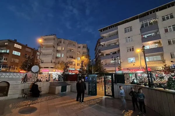 Aliya İzzetbegoviç Parkı - Resim 12