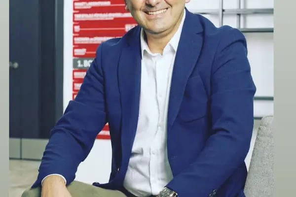 Prof Dr Seyhan Alkan Kulak Burun Boğaz ve Baş-Boyun Cerrahisi Uzmanı - Resim 5