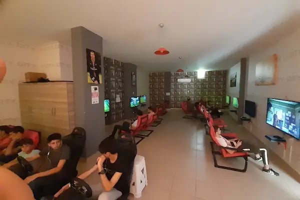 Takıntı Cafe &amp; Bistro - Resim 17