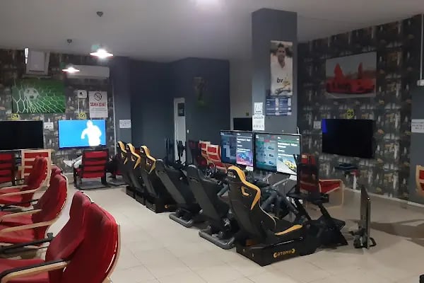 Takıntı Cafe &amp; Bistro - Resim 5