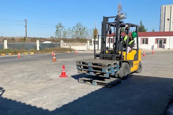 Özel Çerkezköy İş Makinaları Kursu - Resim 8