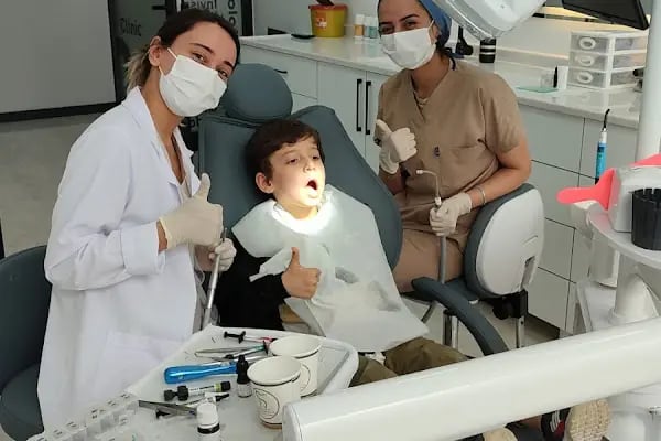 Yenikent Dentbulvar Ağız ve Diş Sağlığı Polikliniği - Resim 9