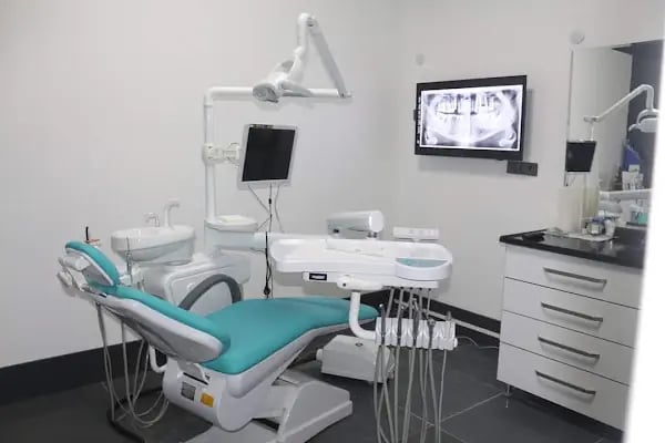 Nehir Ağız Ve Diş Sağlığı Polikliniği - Resim 20