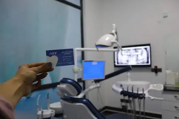 Nehir Ağız Ve Diş Sağlığı Polikliniği - Resim 19