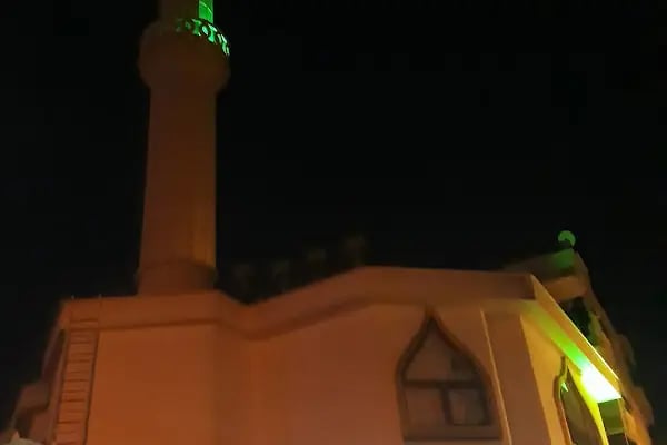 İzzet - Zehra Badem Cami - Resim 20