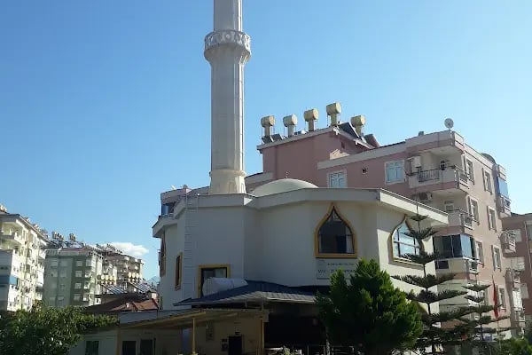 İzzet - Zehra Badem Cami - Resim 1