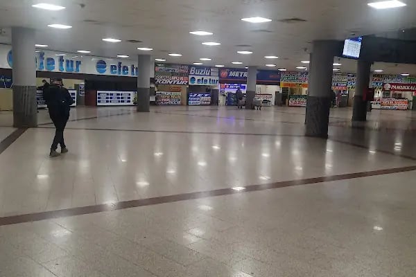 Izmit Şehirlerarasi Otobüs Terminali - Resim 3