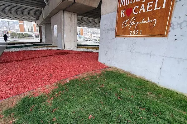 Izmit Şehirlerarasi Otobüs Terminali - Resim 17