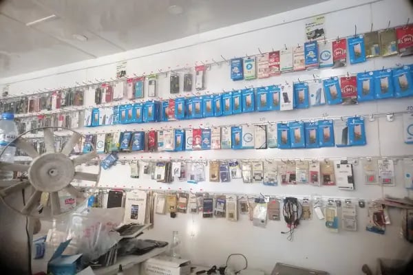 Cep Doktoru Yiğenoğlu TEKNİK SERVİS - Resim 9