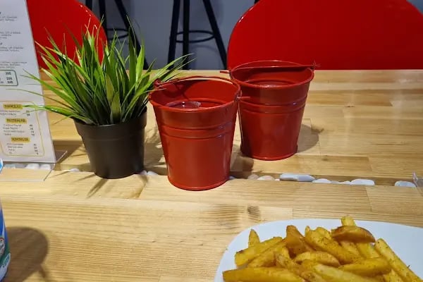 Mad Bites Burger - Resim 11