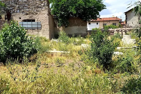 Kırlar( Kadılar) Mezarlığı - Resim 14