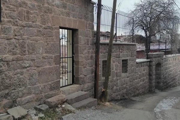 Kırlar( Kadılar) Mezarlığı - Resim 18