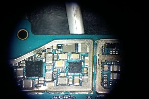 Vizyon Elektronik Cep Telefonu Tamir Merkezi - Resim 9