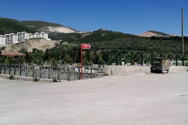 Gemlik Yeni Mezarlık - Resim 8