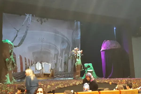 Şehir Tiyatroları Gaziosmanpaşa Sahnesi - Resim 2