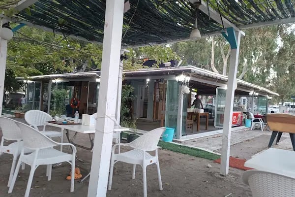 Deniz Beach Cafe(Alice Beach Park) - Resim 7