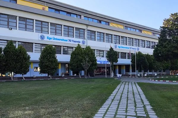 Ege Üniversitesi - Resim 14