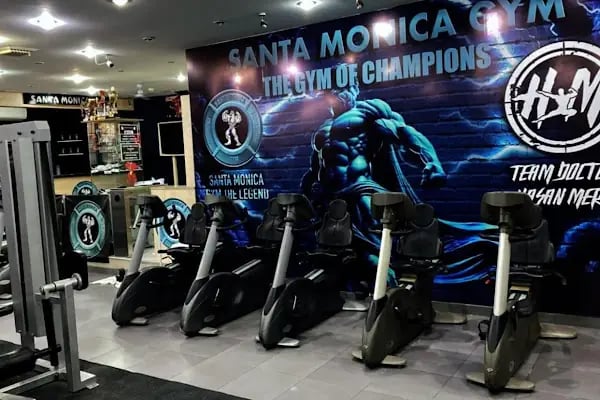 Santa Monica GYM - Güneşli - Resim 3