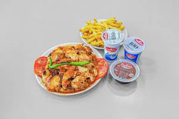 Eylül Döner - Resim 12