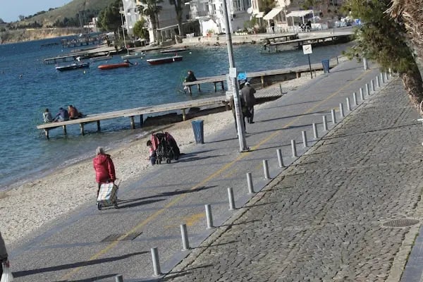 Foça Kumsal Hotel - Resim 1