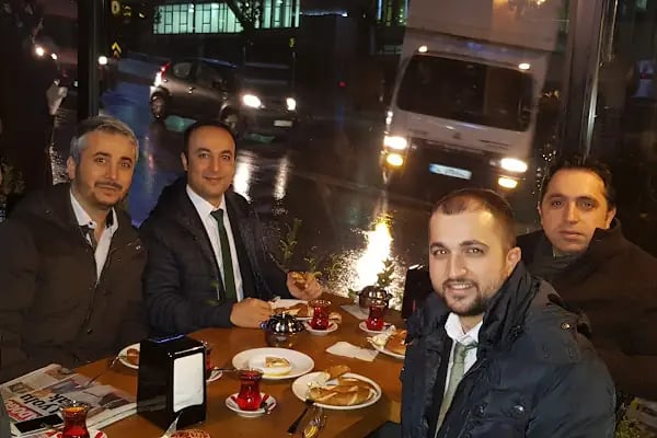 Bizim Ekmek &amp; Pasta Cafe - Resim 11