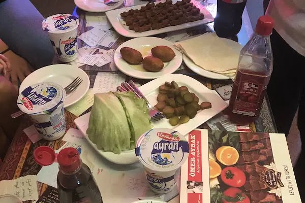 Ömer Aybak Meşhur Adıyaman Çiğ Köftecisi Döşemealtı - Resim 14