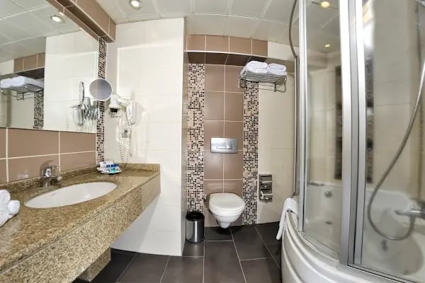 Best Western Plus Hotel Konak - Resim 8
