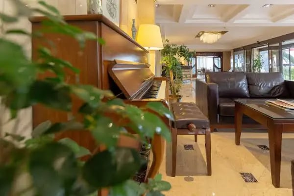 Best Western Plus Hotel Konak - Resim 16