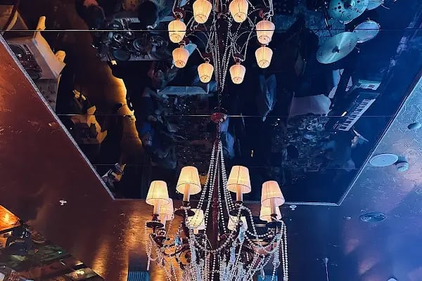 Arabesque Lounge Pub - Resim 2