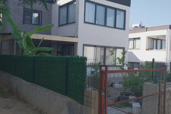 Akçaalan Mezarlığı - Resim 1