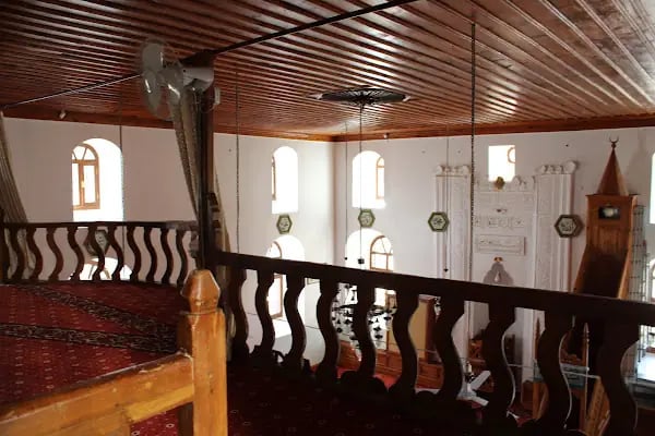Karapürçek Merkez Camii - Resim 6