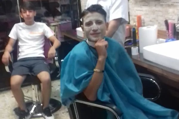 Tarz Erkek Kuaförü - Resim 14