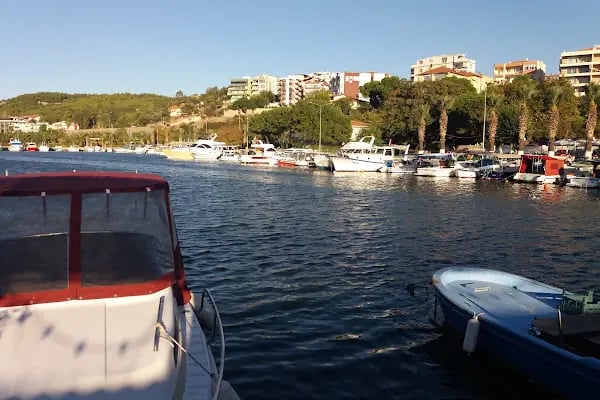 Aliağa Bölge Liman Başkanlığı - Resim 1