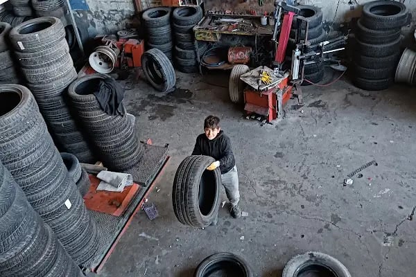 SEVİNÇ OTO LASTİK - Resim 4