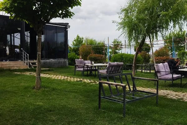 Batman At Çiftliği ve Binicilik Merkezi - Cafe, Restaurant - Resim 17