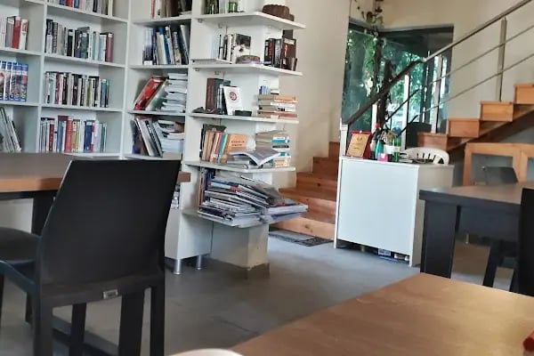 fitnat gürsoy kafe kütüphane - Resim 10