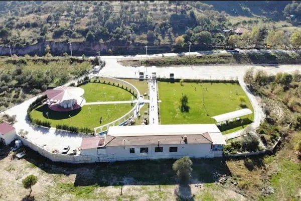 Beşyıldız Sosyal Tesisleri - Kır Düğün Salonu - Resim 3